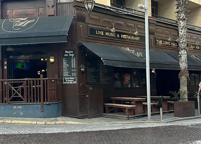 Holiday Apartments Хостел *